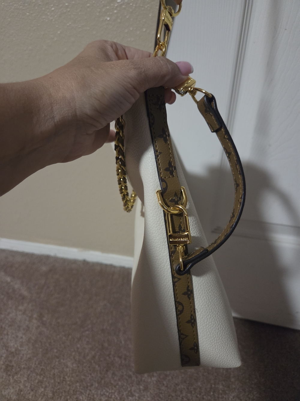 Unbranded Monogram Off White Bag, With 2 Straps and Matching Wallet - Picture 4 of 13